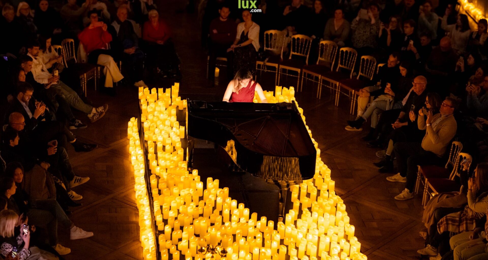 NANCY > EXPERIENCE > CANDLELIGHT by Fever