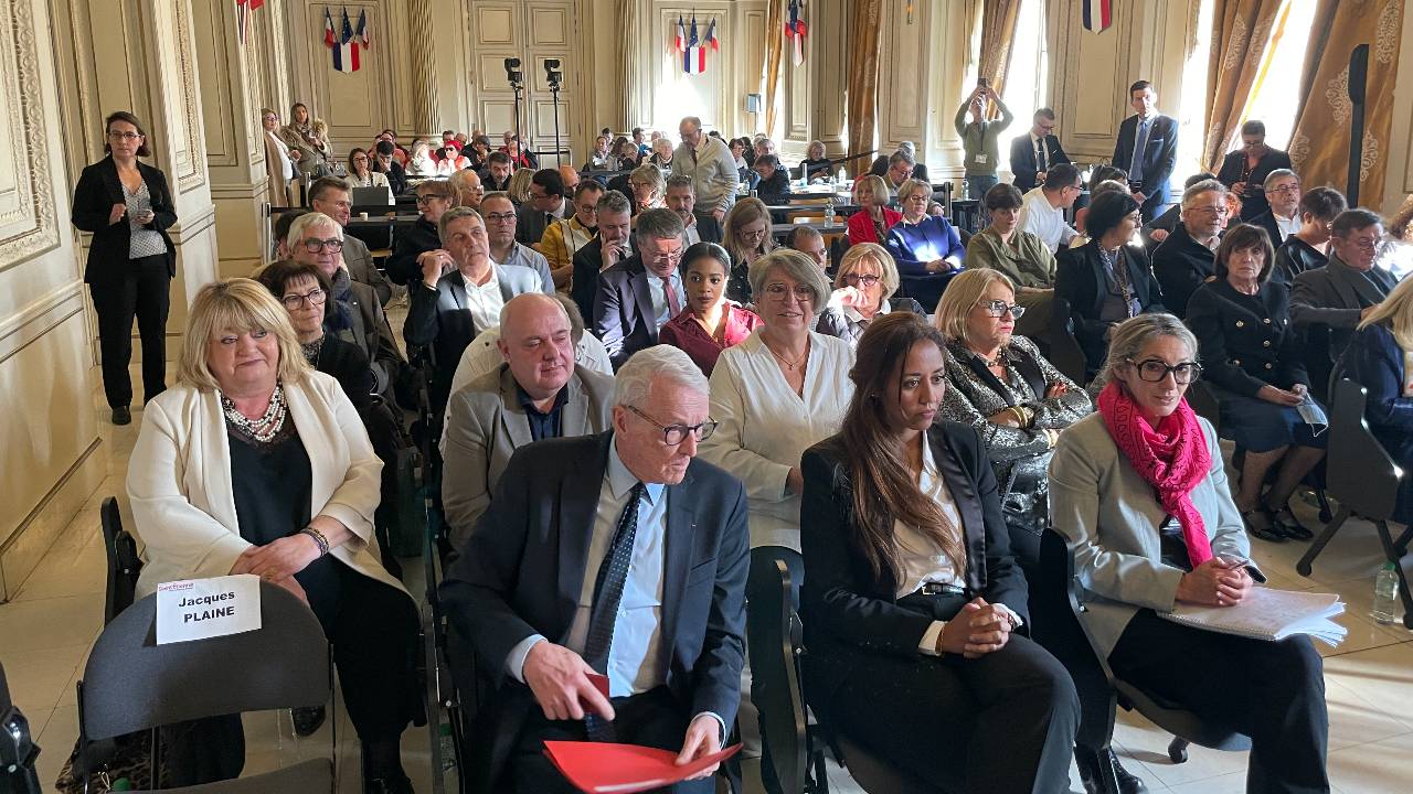 Saint-Etienne : adjoints ou conseillers, la majorité municipale partit à 47 et finira à 31