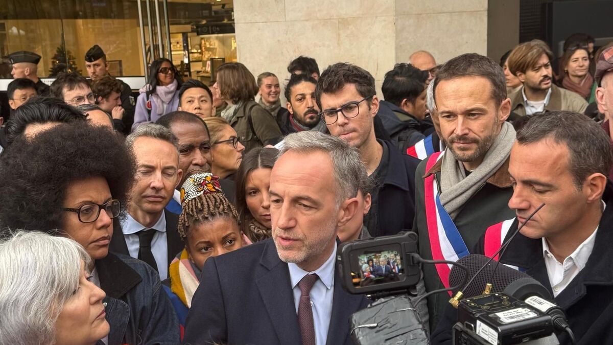 Municipales 2026 à Paris : Emmanuel Grégoire « portera la liste », la gauche prête à s’unir dès le premier tour