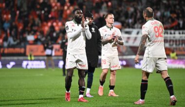 Haise encouragé, Diop en médiateur… 400 supporters de l'OGCN attendaient les joueurs à leur retour de Lorient