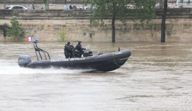 Une voiture tombe dans la Seine à Puteaux, ses deux jeunes occupants sont morts