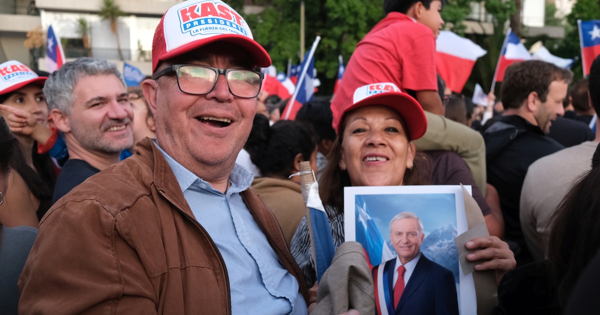 "Une majorité sociale comme jamais il n'y en a eu au Chili" : José Antonio Kast triomphe malgré le poids de l'histoire