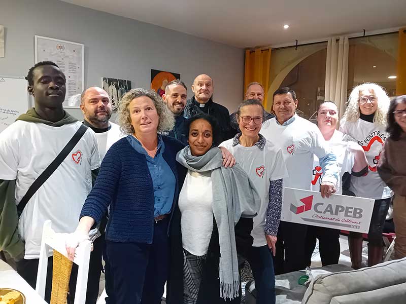 CAPEB Var : un chantier solidaire des Peintres du Cœur à Toulon