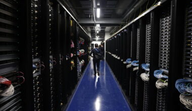 « On n’est pas la poubelle de l’Île-de-France » : 18 000 signatures contre le projet de data center au Bourget