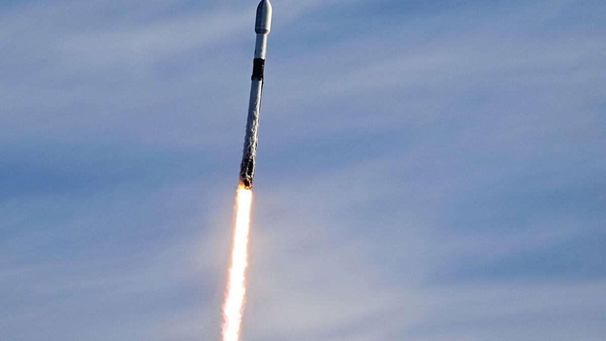 Guerre en Ukraine : « l’arme de la peur », et si la Russie planifiait une attaque spatiale sur la constellation Starlink de Musk ?