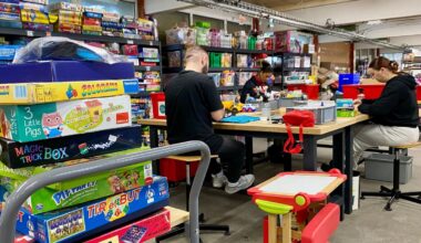 « Ils peuvent faire autant plaisir que ceux qui sont neufs ! » : avec Kintsu jouets, les jeux recyclés trouvent leur place au pied du sapin de Noël