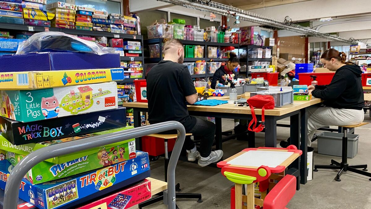 « Ils peuvent faire autant plaisir que ceux qui sont neufs ! » : avec Kintsu jouets, les jeux recyclés trouvent leur place au pied du sapin de Noël