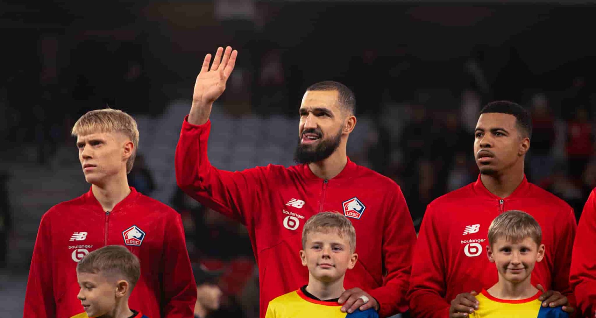 Nabil Bentaleb, Hamza Igamane et Hakon Haraldsson débarquent sur la pelouse pour défendre les couleurs du LOSC.