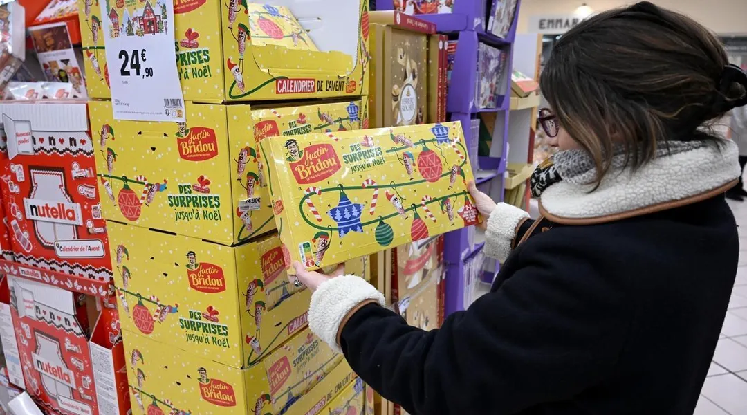 Chocolats, jouets, produits de luxe… Les calendriers de l’Avent séduisent toutes les