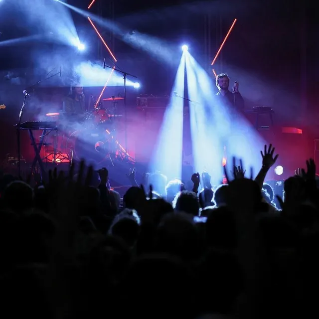photo la soirée d’ouverture de l’édition 2025 des trans musicales avait lieu à la salle de la cité.  ©  elsa rancel / ouest-france