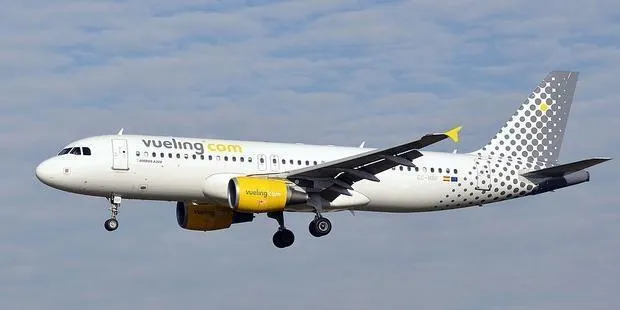 Jusqu’à 15 vols par semaine vers cette capitale : Vueling augmente ses vols de 17 % au départ