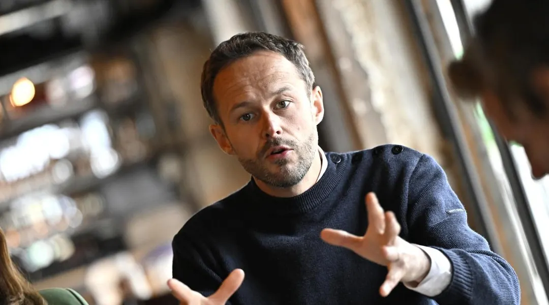 Municipales 2026 à Paris : le candidat écologiste David Belliard propose la gratuité des bus