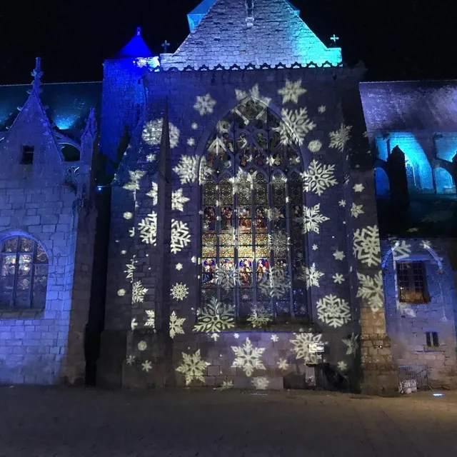 photo guérande, la ville close, enfile ses habits de lumière à compter de samedi 6 décembre, à 18 h.  ©  ouest-france