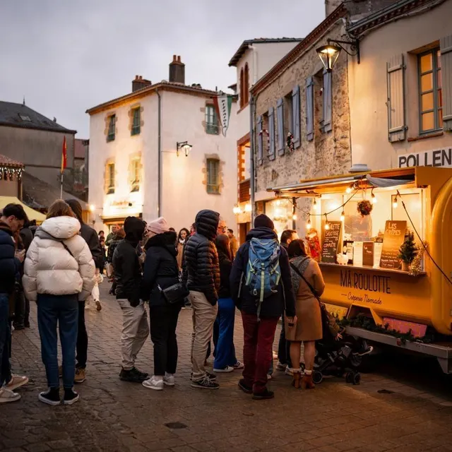 photo marché de noël à clisson.  ©  dr