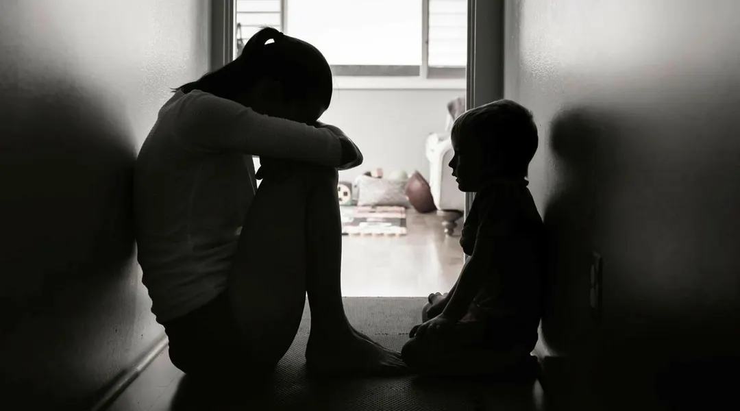 « Quand il tape, je ferme les yeux » : en Ille-et-Vilaine, un homme condamné pour violence sur