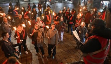 Une marche aux flambeaux dans les rues de Nantes contre « la politique d’austérité »