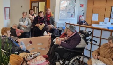 Romillé. Des coussins faits main pour les patients d’Eugène-Marquis