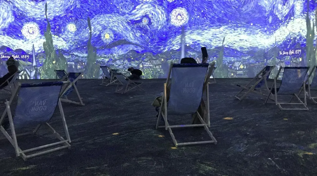 Sur grand écran ou avec un casque, on plonge dans plus de deux cents chefs-d’œuvre de Van Gogh