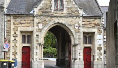 Abus sexuels au collège Saint-Stanislas à Nantes : trois syndicats demandent la résiliation du