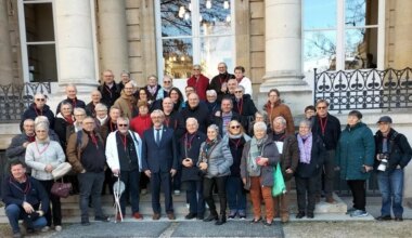 Requeil. Quarante-sept habitants en visite à Paris