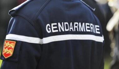 Bouches-du-Rhône : un corps retrouvé dans une voiture incendiée près de Marseille