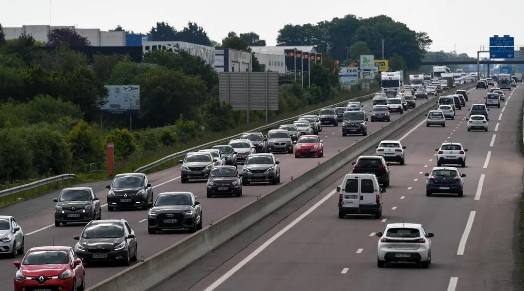 Trafic routier : des difficultés attendues en Auvergne-Rhône-Alpes et en région parisienne