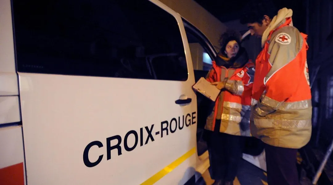 Boissons chaudes, produits d’hygiène et des couvertures seront distribués : des bénévoles - Maville Nantes