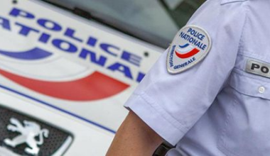 La préfecture du Nord ordonne la restitution des armes blanches