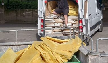 Des billets contre les déchets : à Paris, la lutte sans fin contre la corruption généralisée dans les déchetteries