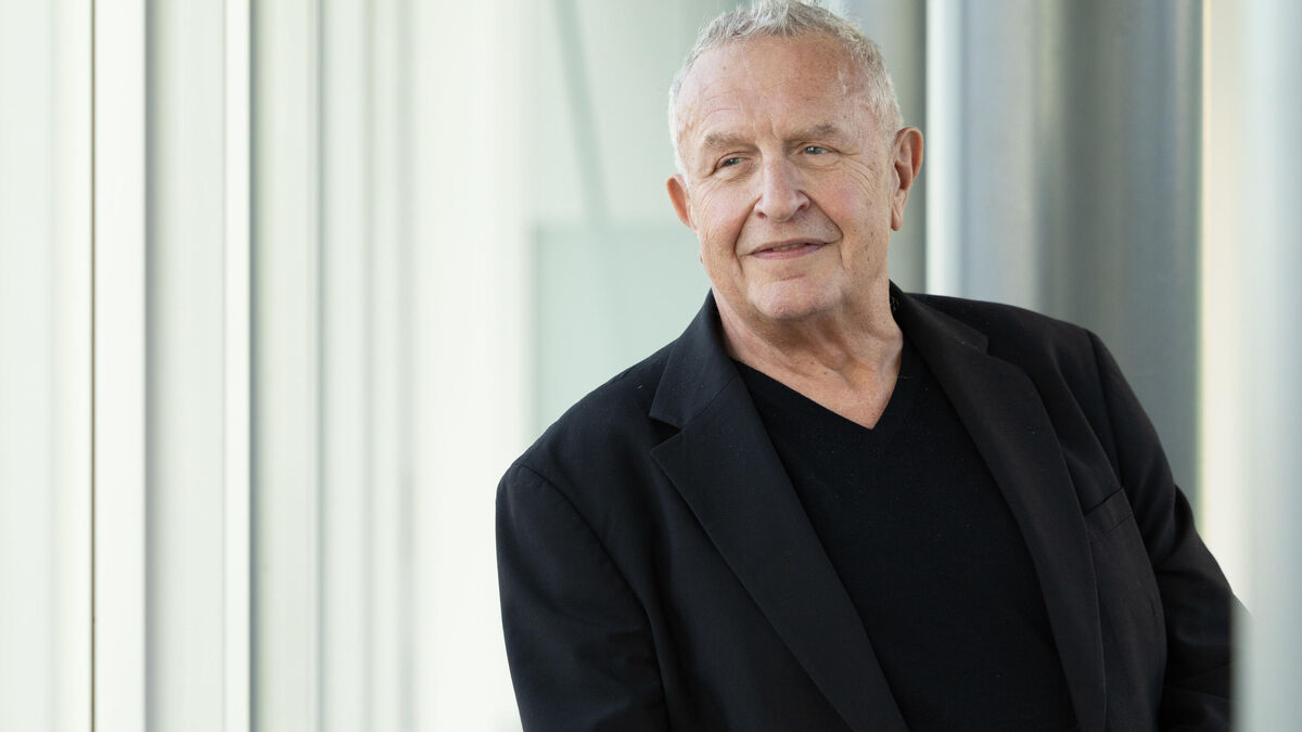 « J’ai failli animer l’île de la Tentation » : Michel Field annonce sa retraite et plonge dans ses souvenirs