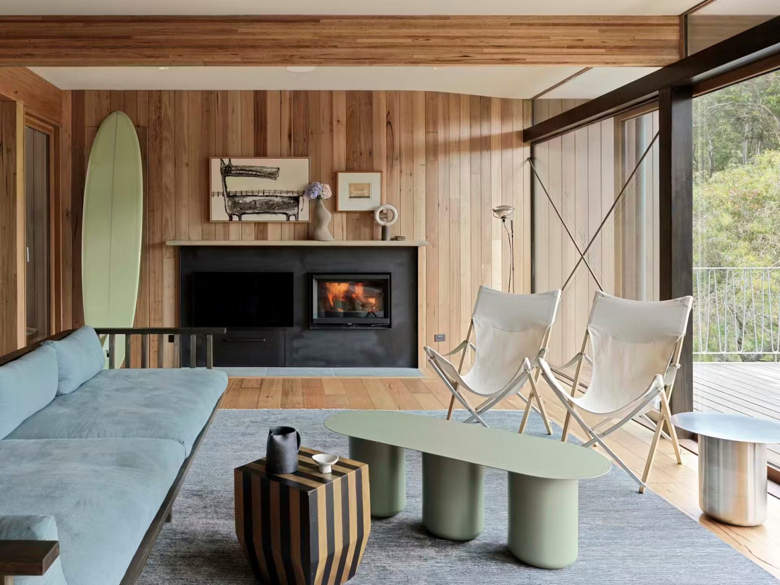 salon avec cheminée décoration contemporaine