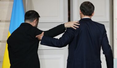 à Paris, Zelensky cherche une extension de garanties – Libération