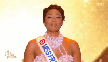 Miss France 2026 : après une année compliquée, Angélique-Angarni Filopon en larmes sur la scène du Zénith d'Amiens