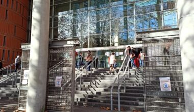 La justice de Toulouse impose le gel du plan de suppression de postes de Thales dans le spatial