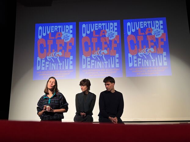 Paris (Ve), ce 16 décembre 2025. Chloé, Albane et Simon font partie des membres actifs du collectif La Clef Revival qui a permis de sauver le cinéma indépendant de la rue Daubenton. LP/Paul Abran