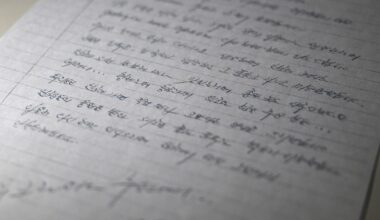 Photo prise à Séoul, le 24 décembre 2025, montrant une copie d'une lettre écrite le 28 octobre 2025 par des prisonniers de guerre nord-coréens en Ukraine