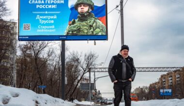 Guerre en Ukraine : des infrastructures énergétiques visées par des bombardements au lendemain de la mort d'un lieutenant général russe à Moscou