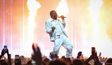 Gims en concert à Paris la Défense Arena : 2h10 de tubes, trois titres avec son frère et un public en feu