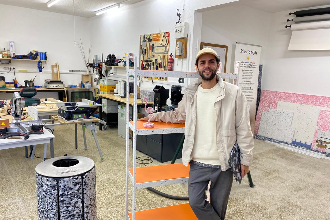 La TPE pradétane Plastic et fils transforme le déchet en un objet de valeur