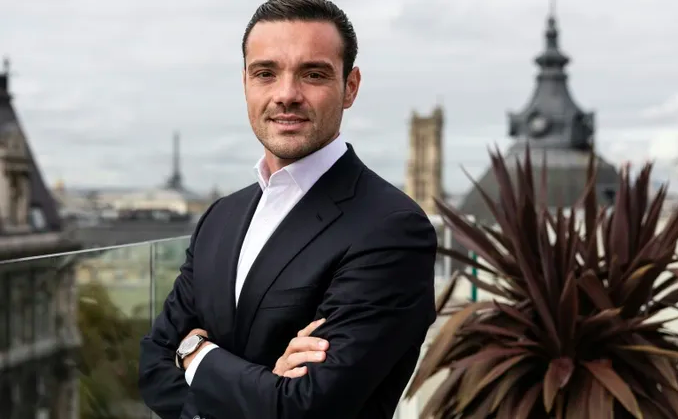 Frédéric Merlin président de la Société des Grands Magasins (SGM) et propriétaire du BHV, lors d'une session photo à Paris, le 22 octobre 2025