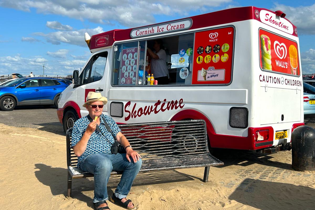 “Ses photos ont changé ma vie” : comment le documentariste Lee Shulman a kidnappé Martin Parr - Télérama