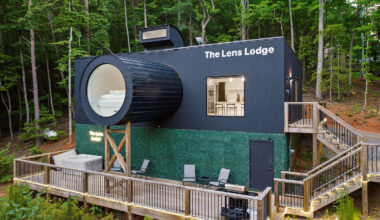 Airbnb vous invite dans une cabane en forme d’appareil photo avec une vue spectaculaire