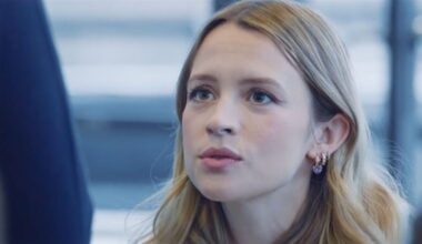 Angèle révèle souffrir d'un trouble qui empiète sur son métier : "Il y a certains sons que j'entends très fort"