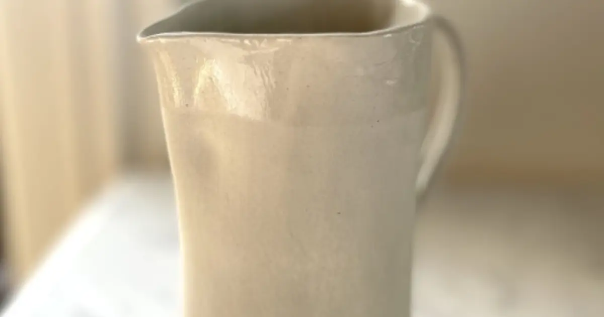 Atelier céramique/poterie création d'une carafe à Lille (59)