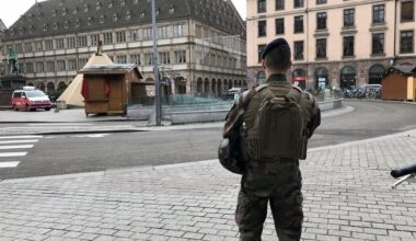 pourquoi celui qui a vendu l'arme au terroriste ne sera pas jugé