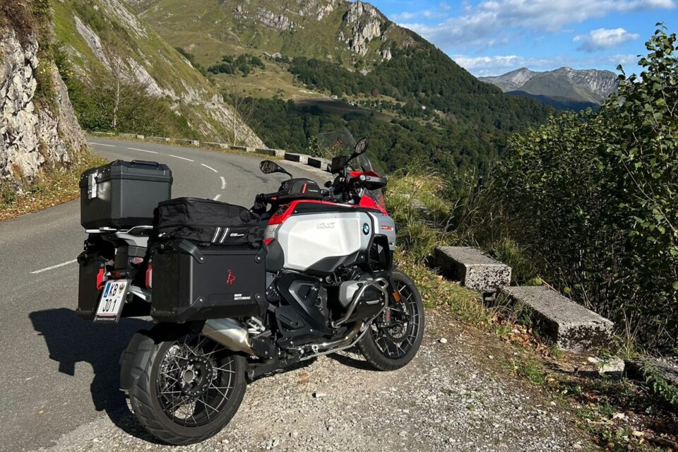 La dernière photo de la moto de Josef, captée dans les Pyrénées le 2 septembre.