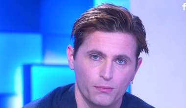 Raphaël Quenard perd ses moyens en direct en évoquant la disparition d'une des femmes de sa vie : "Je l'aime"