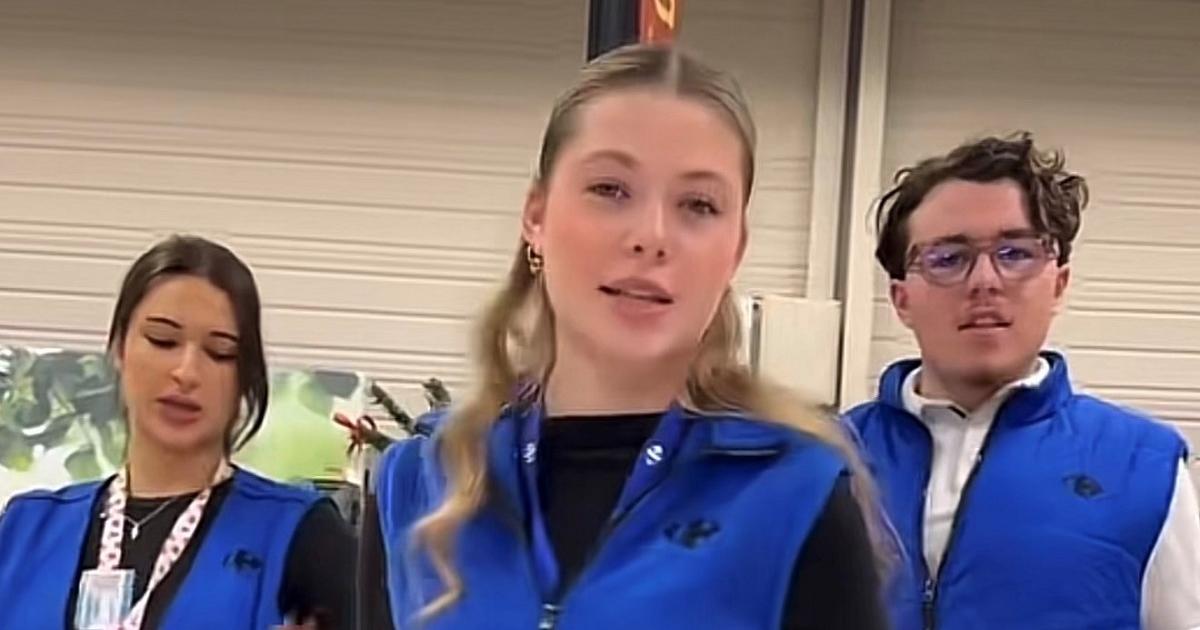 Une caissière influenceuse d’un Carrefour sur TikTok est désormais protégée par un agent de sécurité