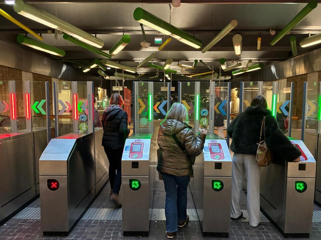 la ligne 1 à nouveau interrompue ce lundi, des bus relais déployés