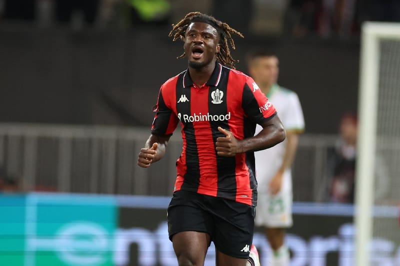 Le joueur de l'OGC Nice Terem Moffi célèbre son but face à l'AS Rome, le 24 septembre 2025 à Nice (Alpes-Maritimes)